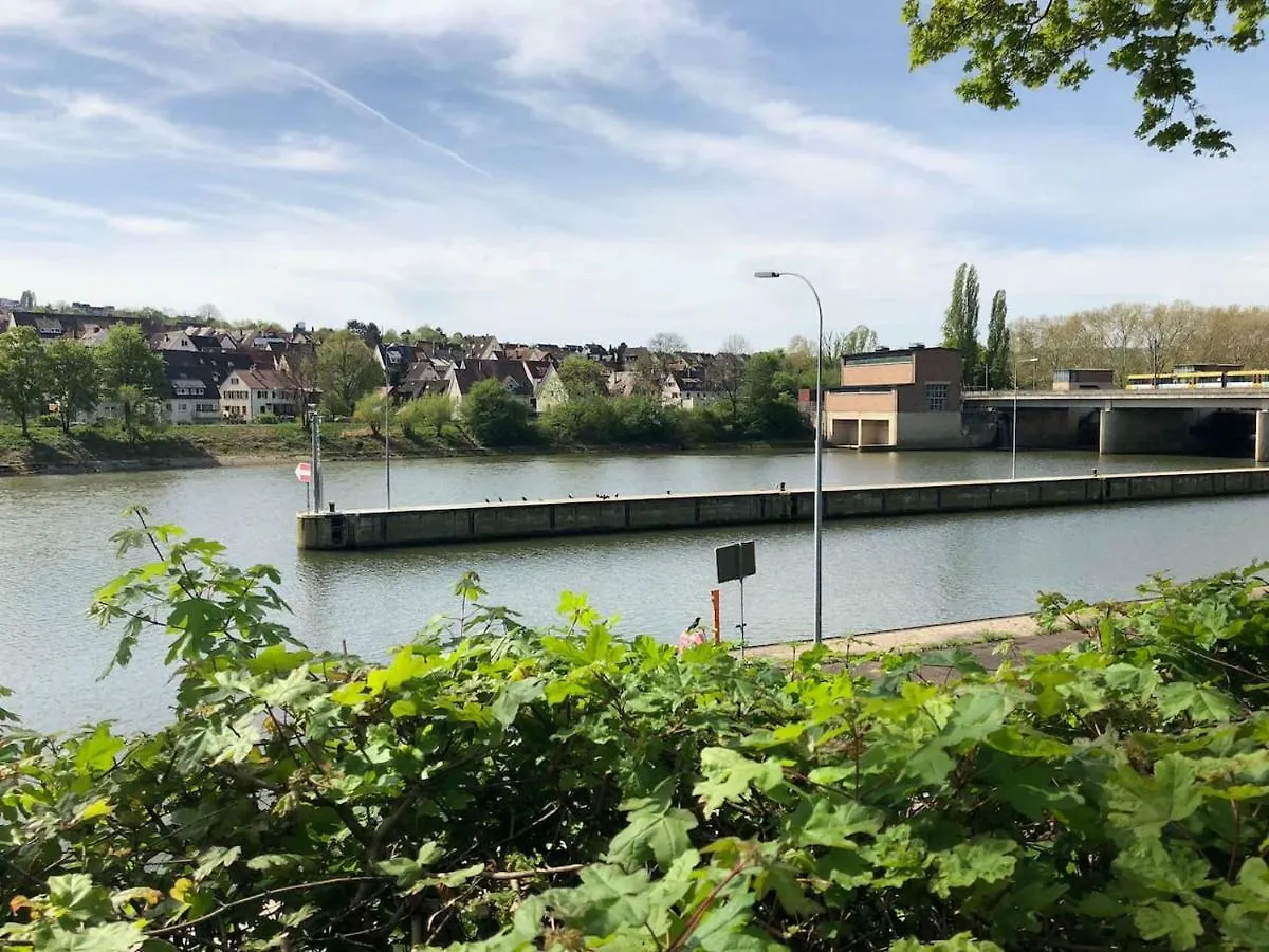 Apartment Moderne 3-Zimmer Wohnung In Stuttgart-Freiberg