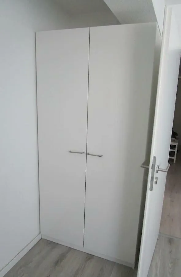 Moderne 3-Zimmer Wohnung In Stuttgart-Freiberg 0*, Stuttgart Germany