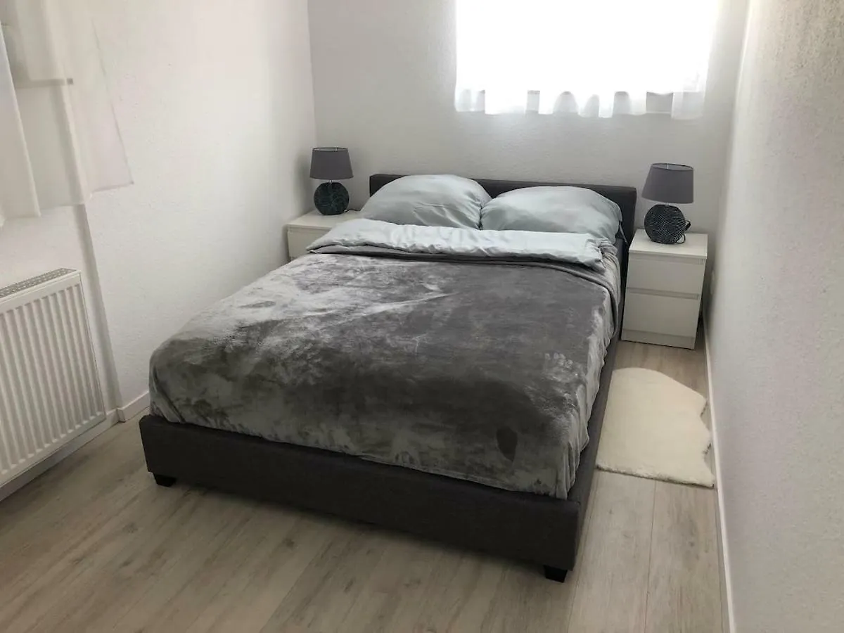Moderne 3-Zimmer Wohnung In Stuttgart-Freiberg 0*, Stuttgart Germany